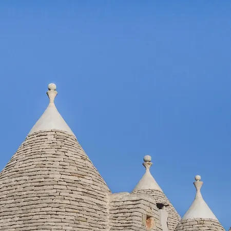 ベッド・アンド・ブレックファスト Si Fa Trullo オストゥーニ